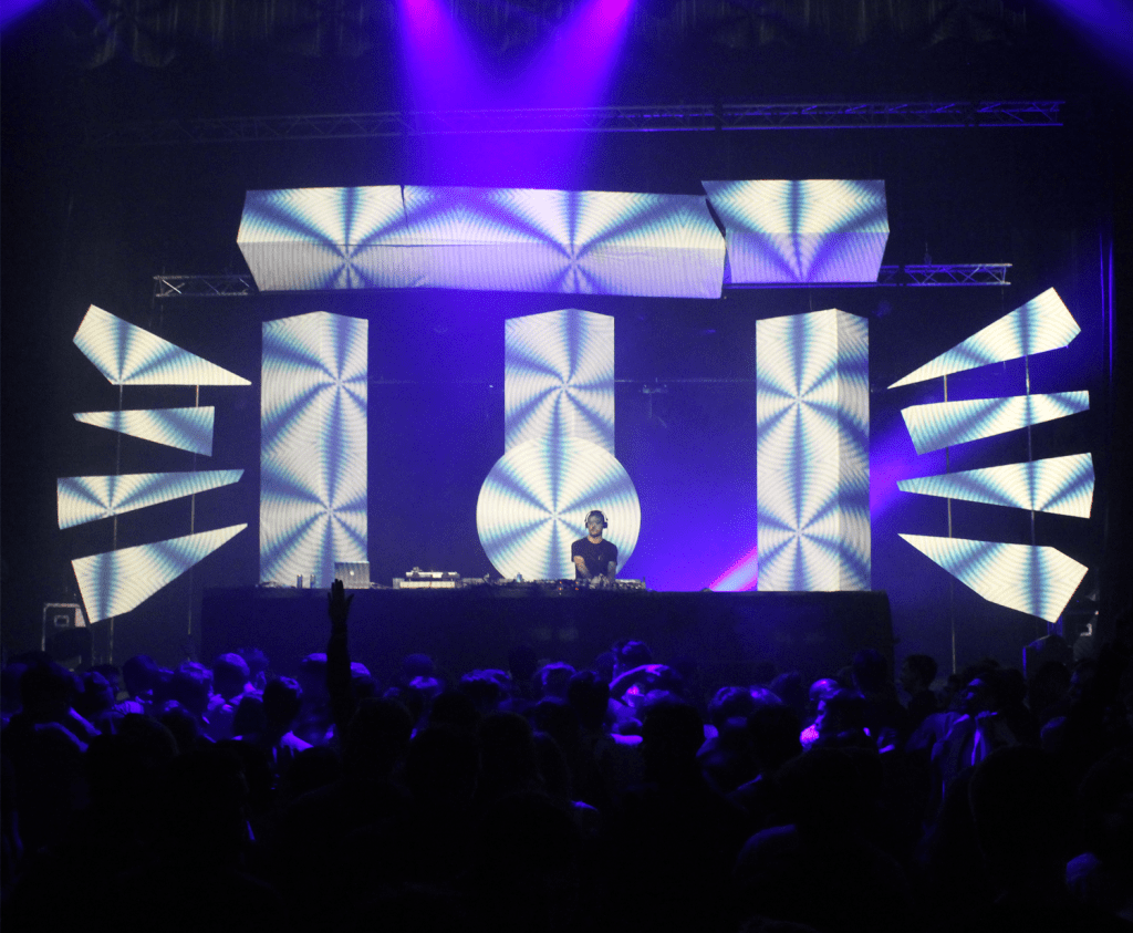 video mapping bandit visions m.a.d Brains @ le cargo